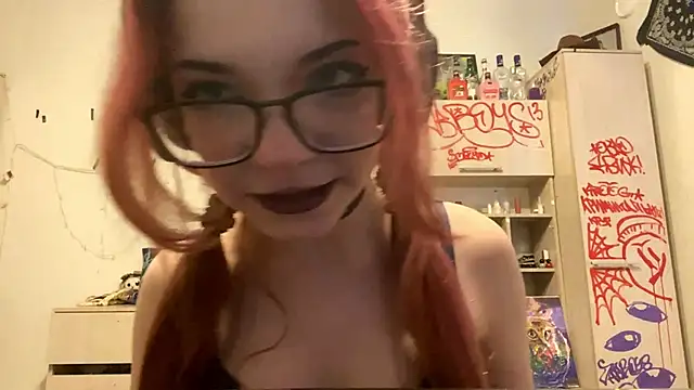 RedHeadCat webcam