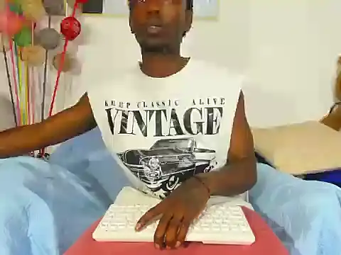 pipe_monstercock webcam