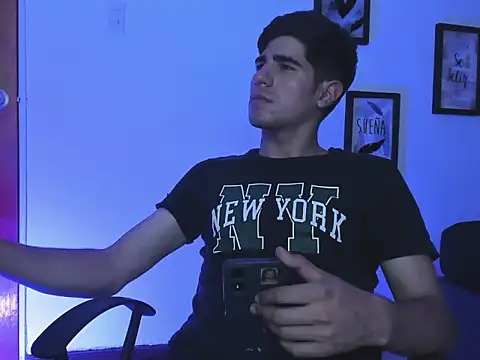 tommy_badboyy webcam