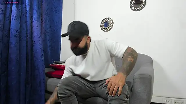 Lyon_vach's live cam