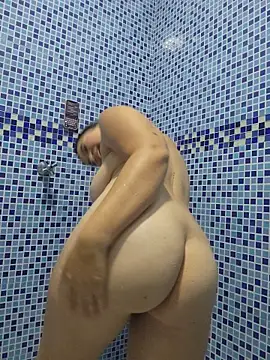 Pretty_Julieta webcam