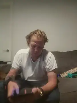 yourMasterisBored webcam