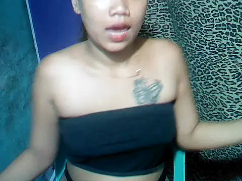 Milkytits_Yum00 webcam