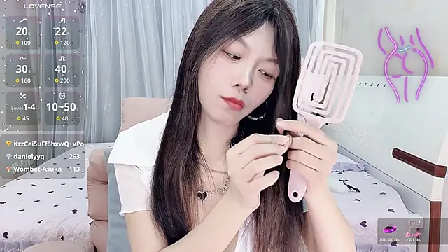 美女yangyang_520在线直播