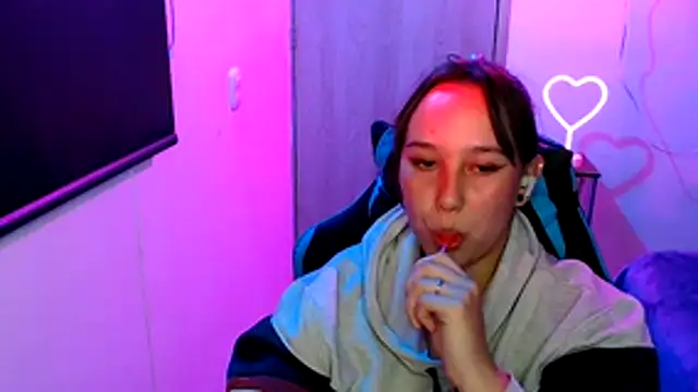 Skarlet_Adams28 webcam