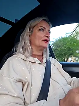 ladytouch - LadyTouch's free webcam - UK Sex Cams