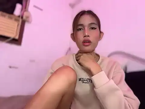 yougotlara - YougotLara's free webcam - UK Sex Cams