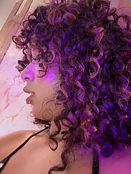 Woo_isDaphne Stripchat cam model