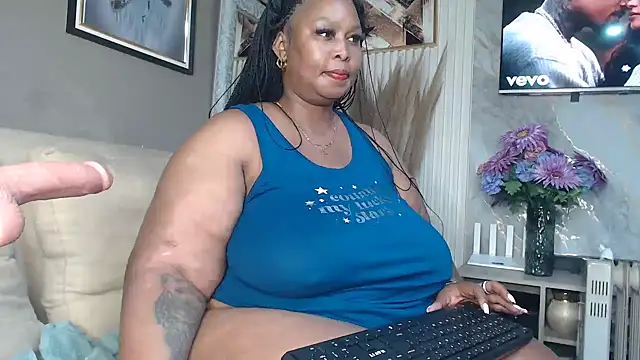 ThickyMinajxx webcam