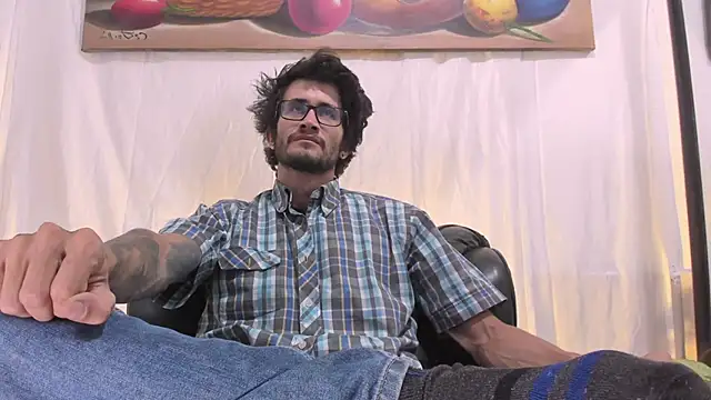 Loggan_donnelly webcam