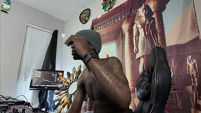 triggerhappycj100 - Triggerhappycj100's free webcam - UK Sex Cams