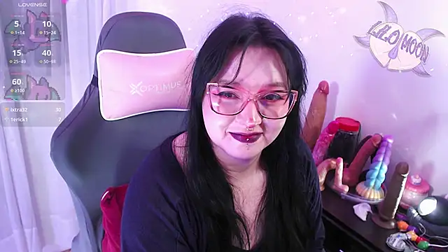 LiloMoon69 webcam