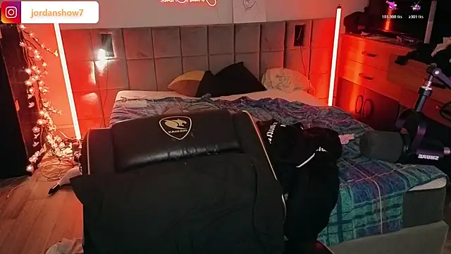 JordanShow webcam