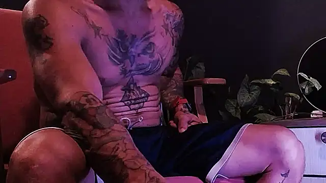 callme_douglas webcam