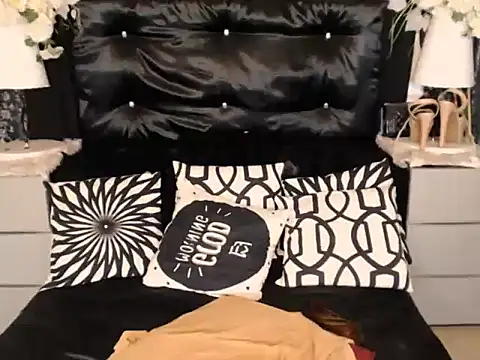 Playfullmaniac webcam