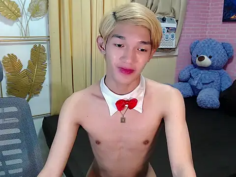 urasian_john18 webcam