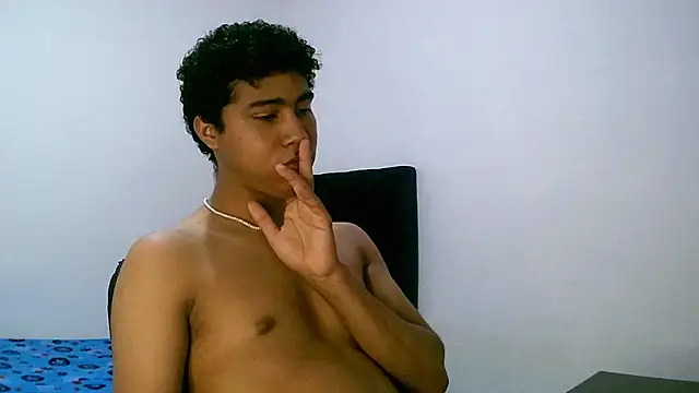 joused_dominic webcam