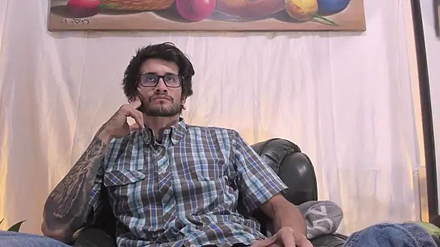 Loggan_donnelly webcam