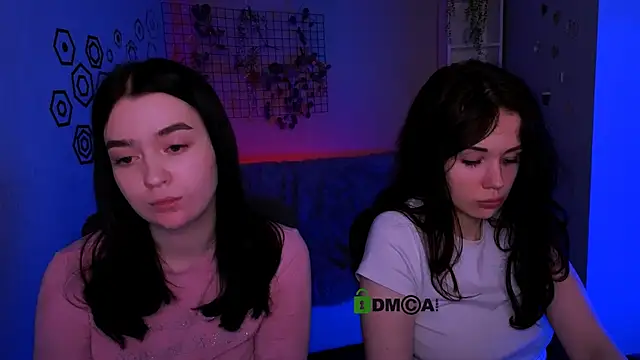 riley_sanders webcam