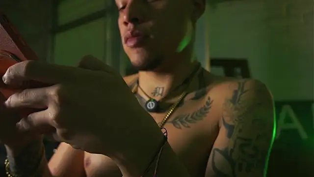 AlphaMasterXxx webcam