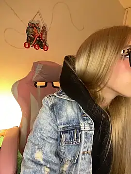 PrettyAshley_ webcam