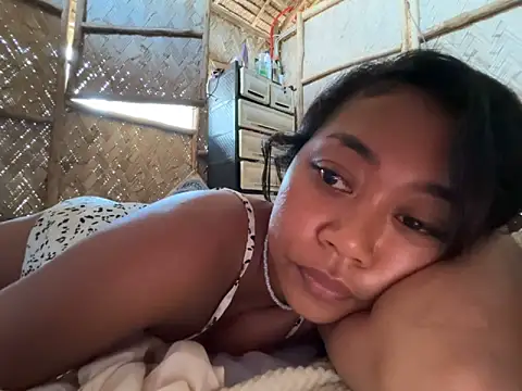 Juliet_official_pro webcam