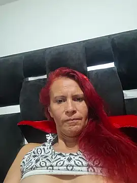 Webcam Model (cintia_love)  is live.Free join now!