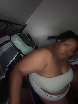 Chocolatebunnyxx96 webcam