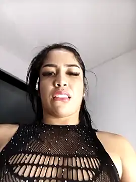 Agatha_64 webcam