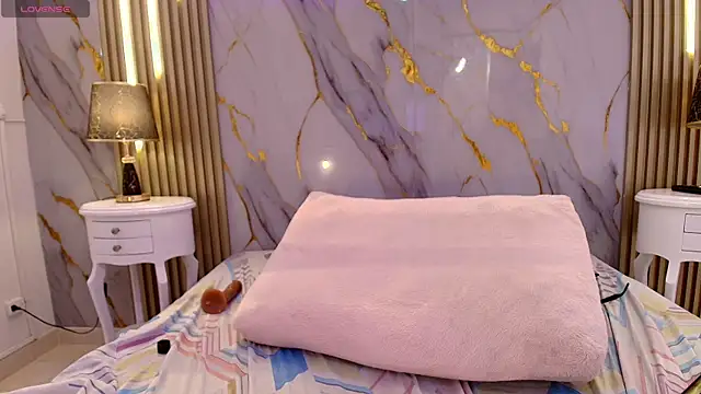 Charlotte_Greey webcam