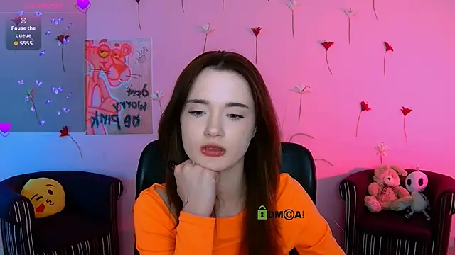 liana_kisses (F teen) - show tits♥