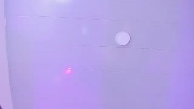 AliciaWhite_nt webcam