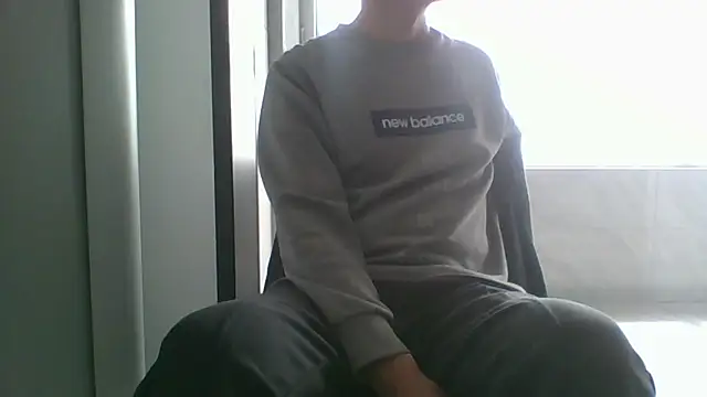 nole_china7 (Ask my age) - talk / fun / cum