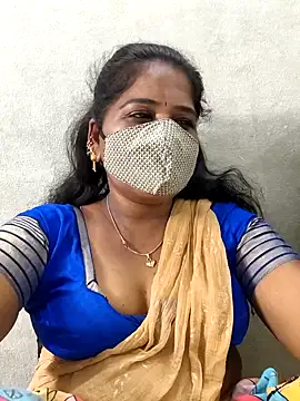 MaaliiiPonuTamil webcam