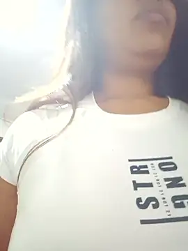 paulaortiz_1 - PaulaOrtiz_1's free webcam - UK Sex Cams