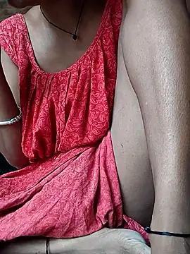 sweet-runi - Sweet-runi's free webcam - UK Sex Cams