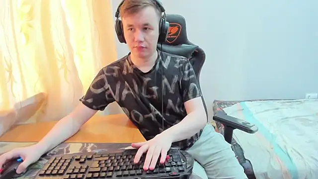 iliaskrislove webcam