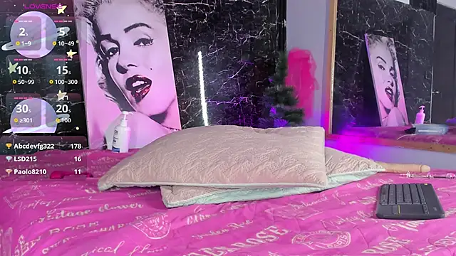 Skarleth_queen webcam