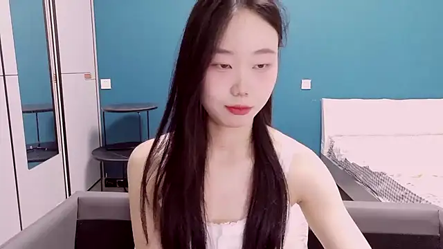 美女ZHJKS9988在线直播