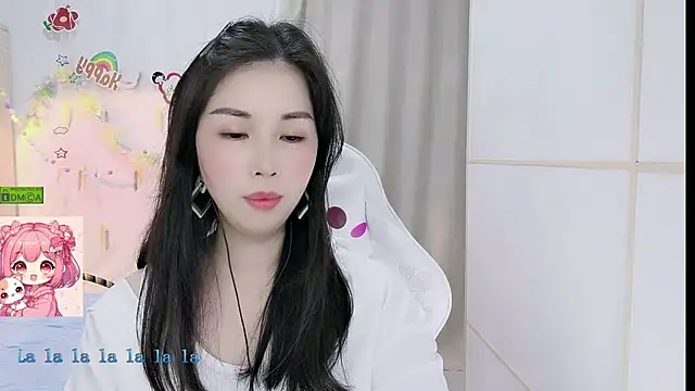 hk_angelchloe - HK_angelchloe's free webcam - UK Sex Cams