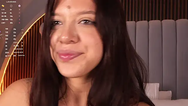 emperatriz_reyes - Emperatriz_reyes's free webcam - UK Sex Cams