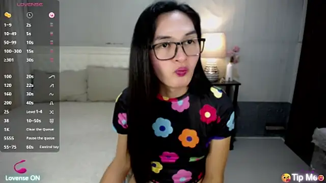 AsianSweetHeartxX webcam