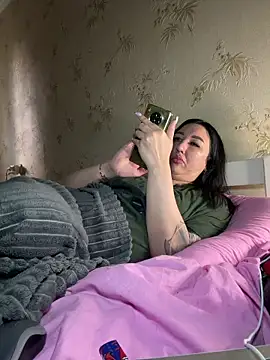 Naughtbaby_2025 webcam