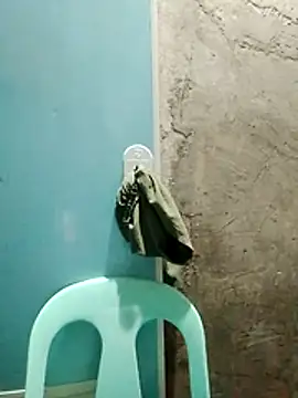 YourHotMenxie18 webcam