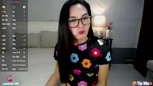 AsianSweetHeartxX webcam