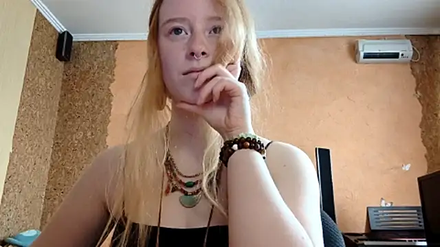 KateVibe_01 webcam