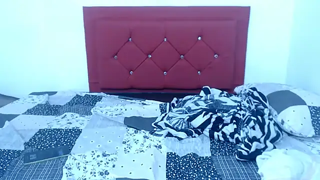 blackhorseet - Blackhorseet's free webcam - UK Sex Cams