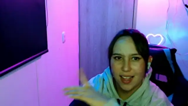 Skarlet_Adams28 webcam stripchat model stream image