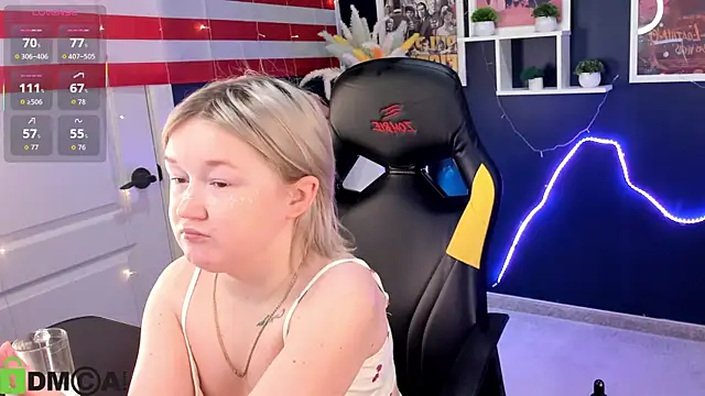 Sara_Robinson webcam