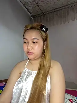 Almira6868 webcam
